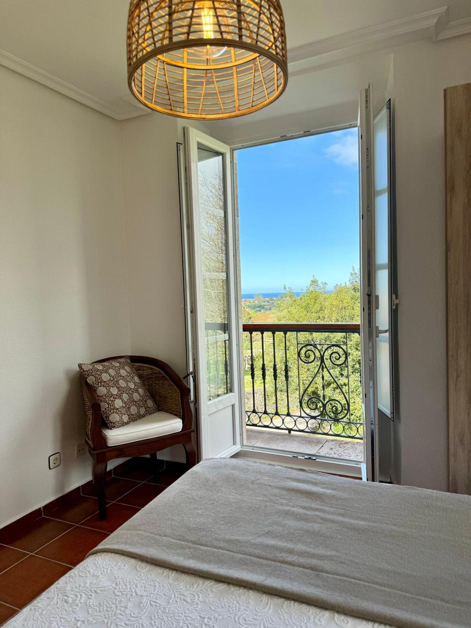 Apartamentos Santa Marina 라네스 외부 사진