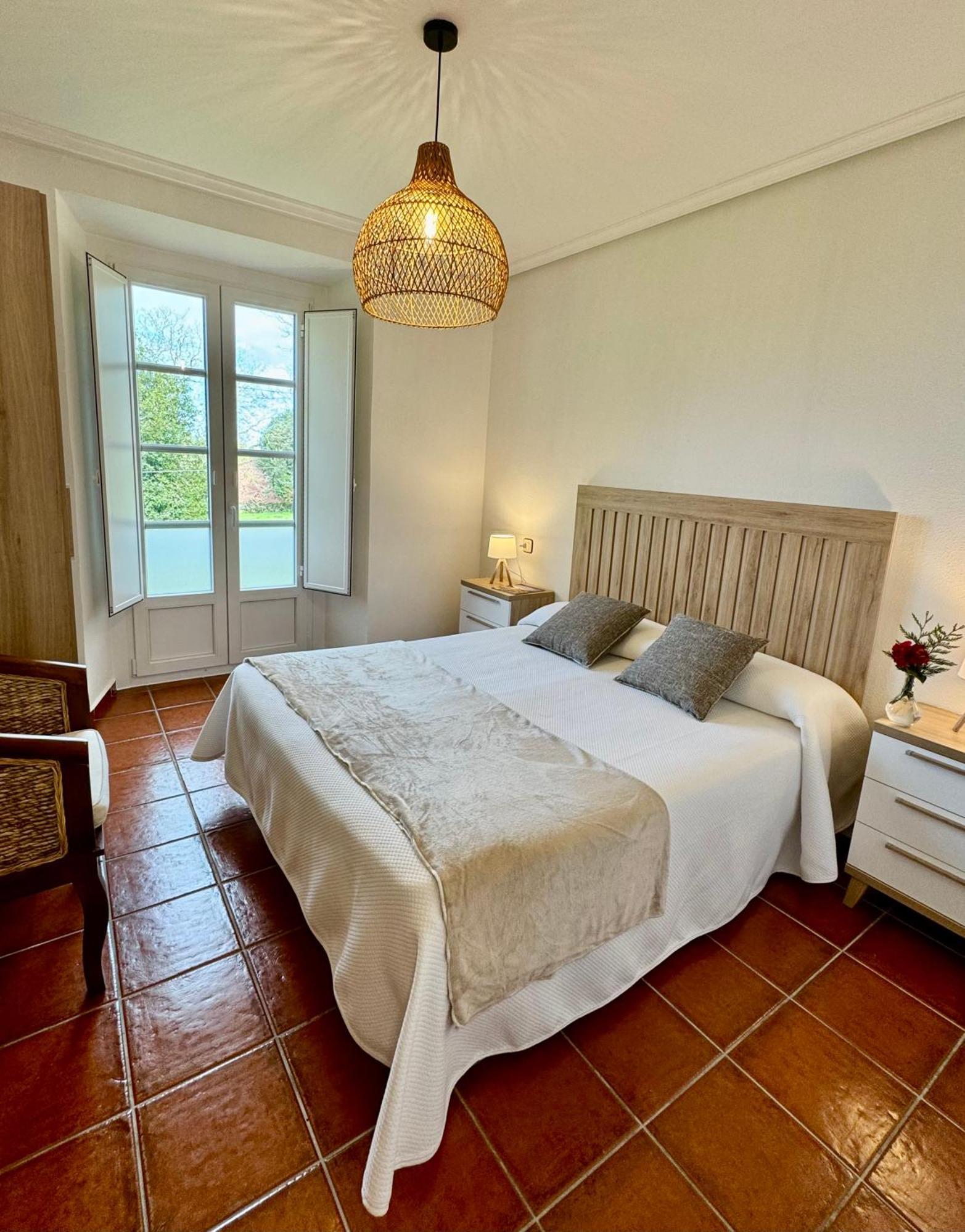 Apartamentos Santa Marina 라네스 외부 사진