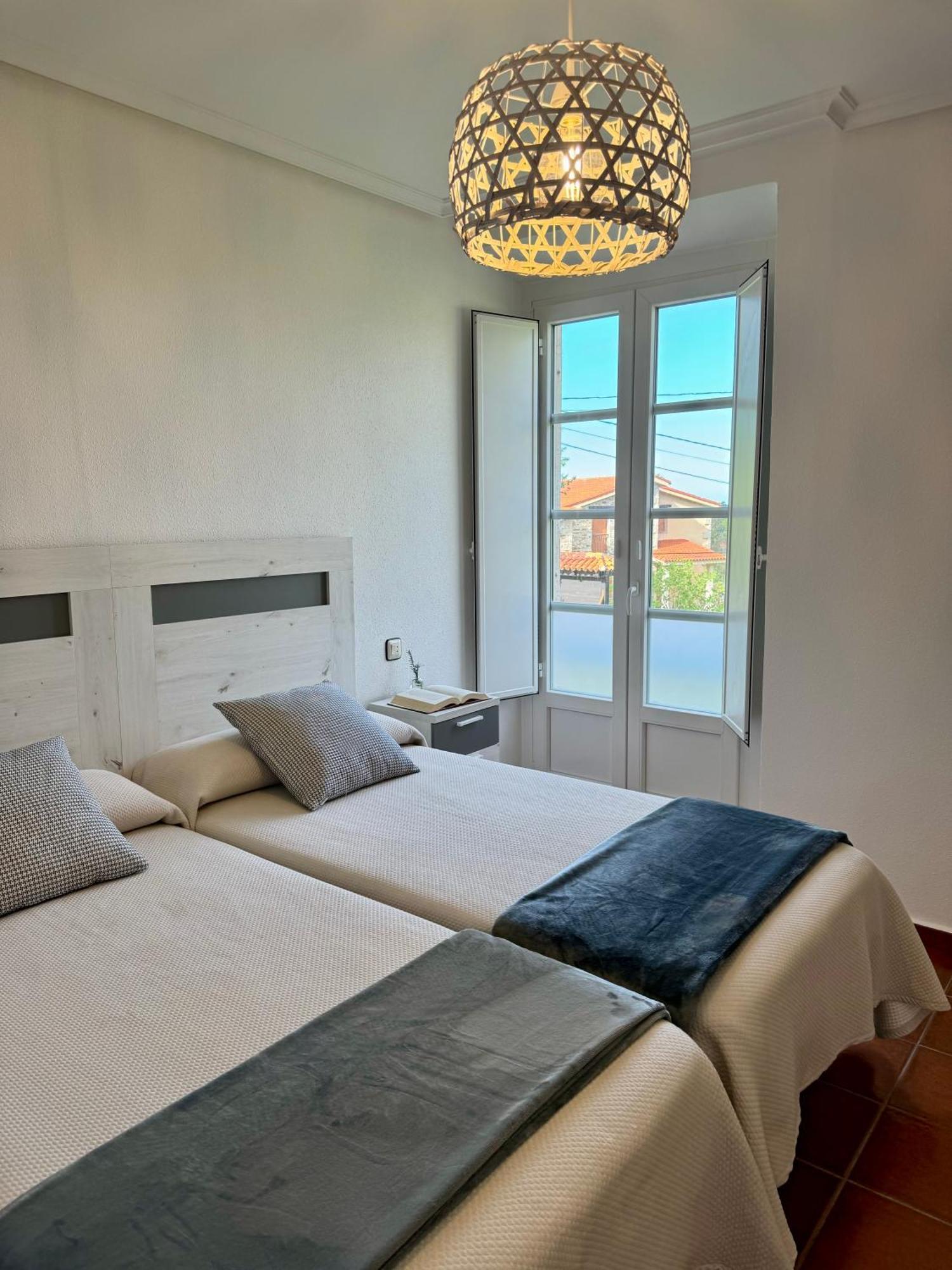 Apartamentos Santa Marina 라네스 외부 사진